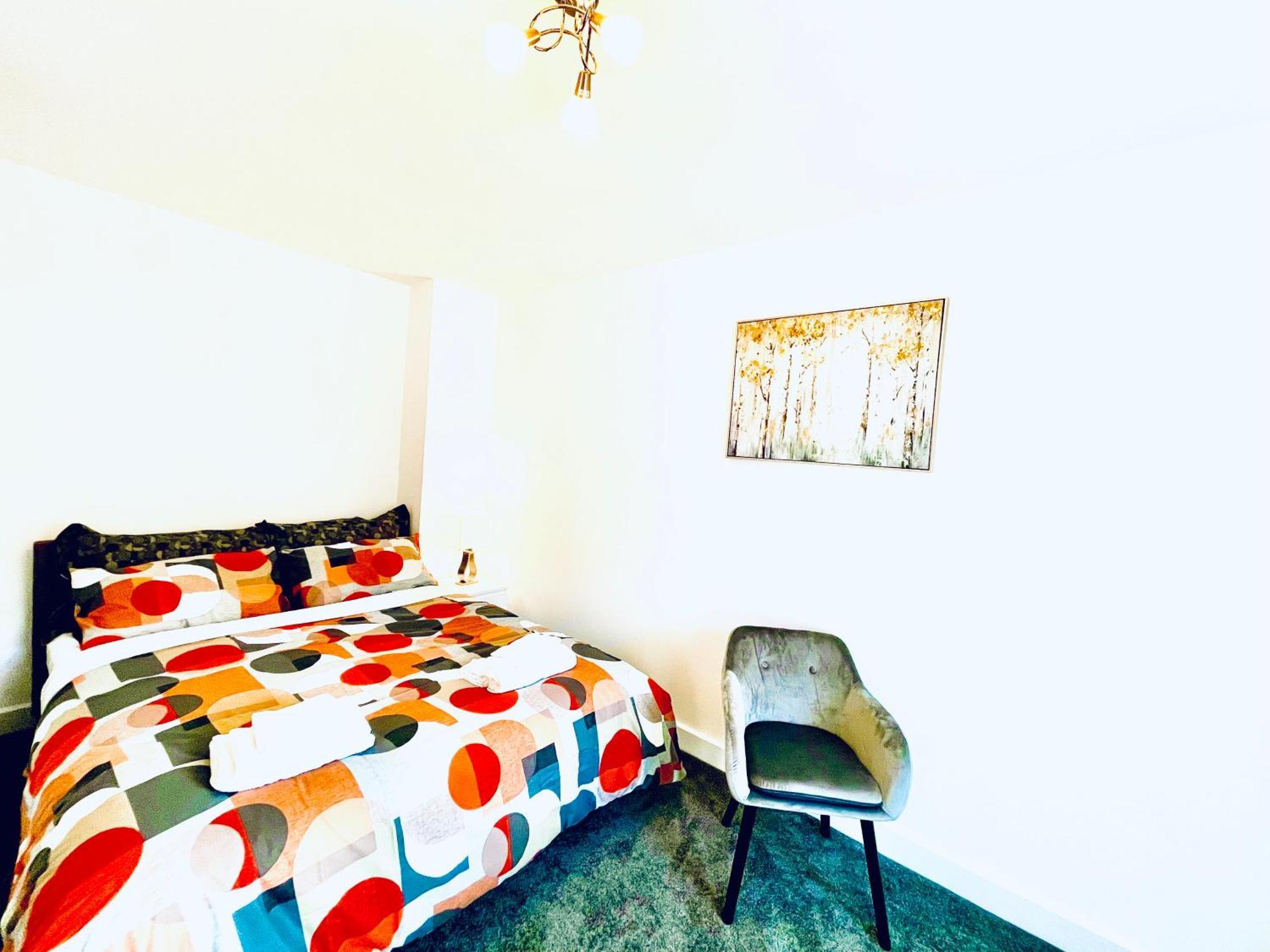 Modern Townhouse, Sleeps 4 With Parking Wakefield Exterior foto